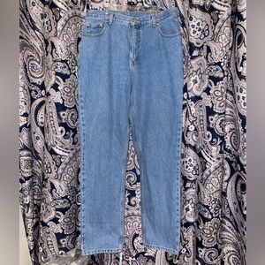 💙 Thrifted Blue Jeans 💙